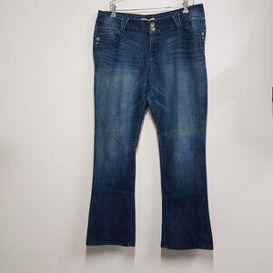 Democracy Women's Barely Boot Cut Blue Jeans size 18